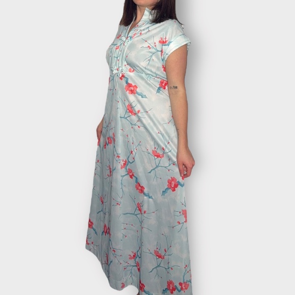 Vintage 1960s Asian Style Coral Cherry Blossom Novelty Print Blue Maxi Dress - Picture 2 of 5